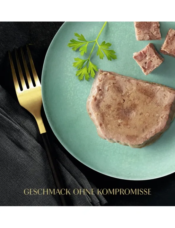 Sheba CLASSICS in Pastete mit Kalb und Huhn 85g